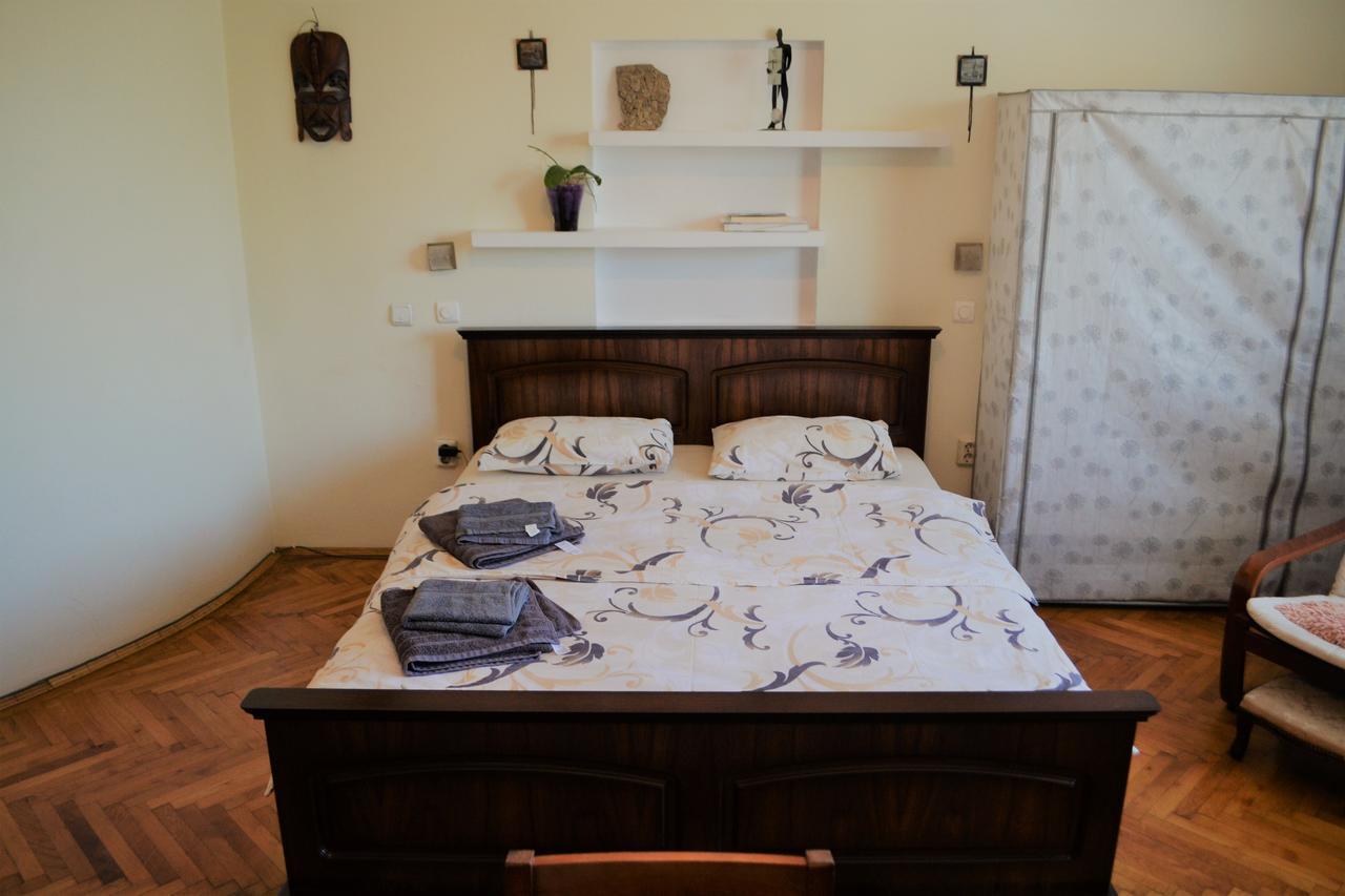 Appartement Studio Braşov Extérieur photo